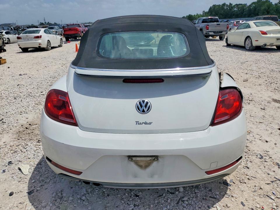 Photo 6 from auction – 2017 VOLKSWAGEN BEETLE with VIN 3VW517AT8HM814665