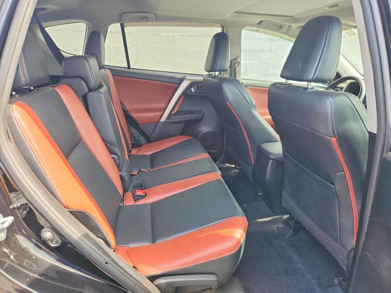Photo 11 from auction – 2015 TOYOTA RAV4 with VIN 2T3DFREV3FW279859