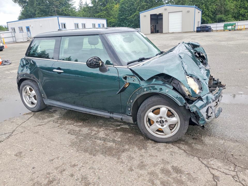 صورة رقم 4 من المزاد - 2010 MINI COOPER مع VIN WMWMF3C54ATZ21725