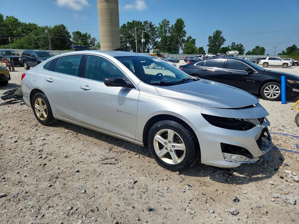 Photo 4 from auction – 2019 CHEVROLET MALIBU with VIN 1G1ZB5ST7KF122823