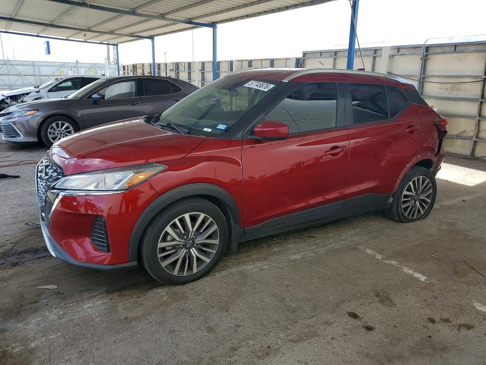 2023 NISSAN KICKS