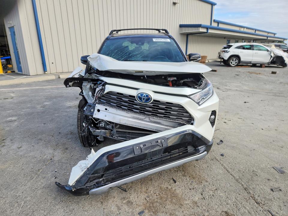 Photo 5 from auction – 2021 TOYOTA RAV4 with VIN 2T3E6RFV1MW022599