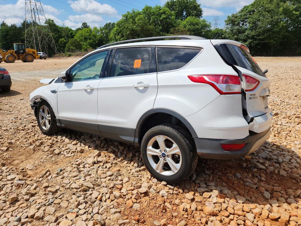 Photo 2 from auction – 2016 FORD ESCAPE with VIN 1FMCU9GX1GUA58075