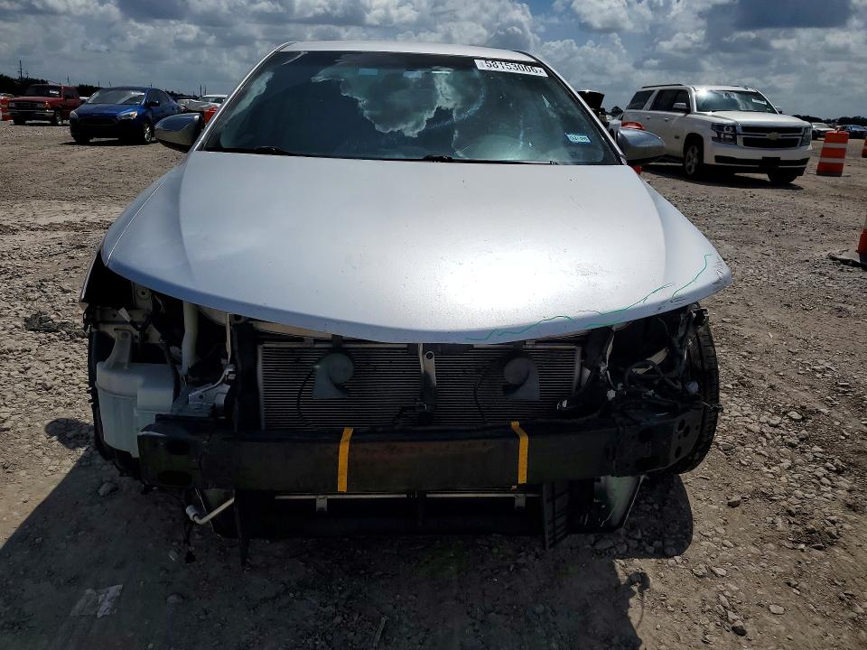 Photo 5 from auction – 2014 TOYOTA CAMRY with VIN 4T4BF1FK3ER404918