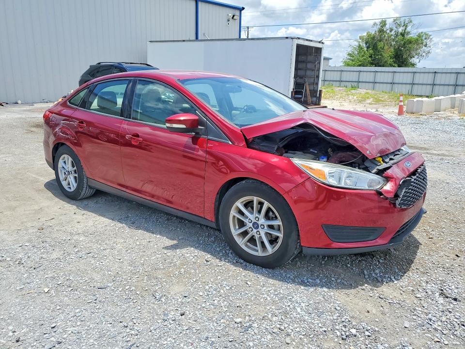 Photo 4 from auction – 2015 FORD FOCUS with VIN 1FADP3F21FL232336