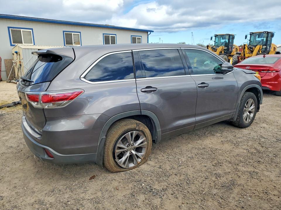 Photo 3 from auction – 2014 TOYOTA HIGHLANDER with VIN 5TDZKRFH3ES037499