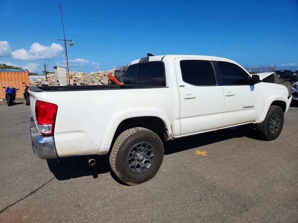 Photo 3 from auction – 2017 TOYOTA TACOMA with VIN 3TMAZ5CN2HM047733