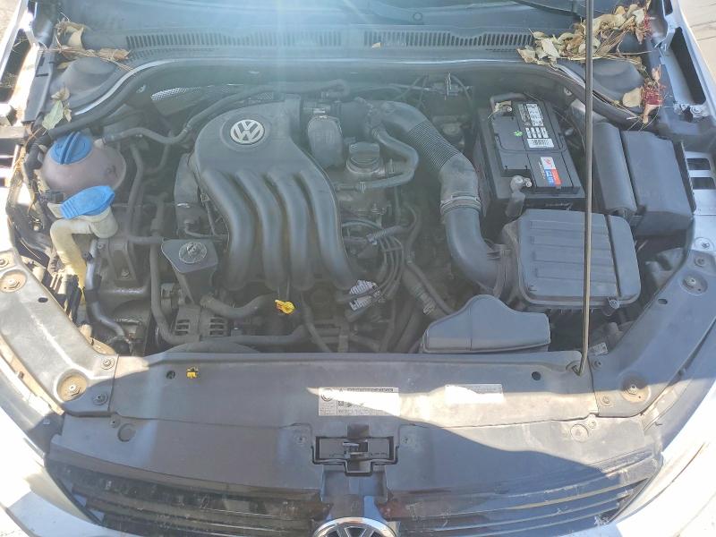 Photo 11 from auction – 2014 VOLKSWAGEN JETTA with VIN 3VW2K7AJ7EM303362