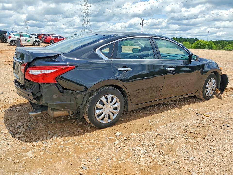 Photo 3 from auction – 2017 NISSAN ALTIMA with VIN 1N4AL3APXHC175333