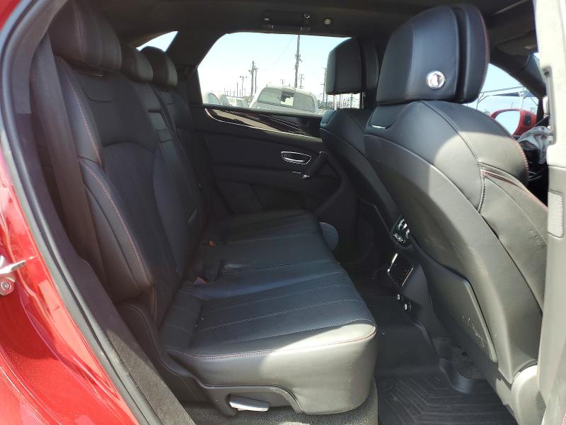 Photo 11 from auction – 2018 BENTLEY BENTAYGA with VIN SJAAC2ZVXJC020098