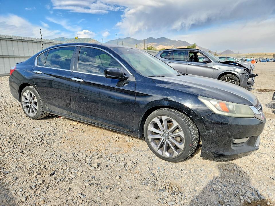 Photo 4 from auction – 2014 HONDA ACCORD with VIN 1HGCR2F56EA198250
