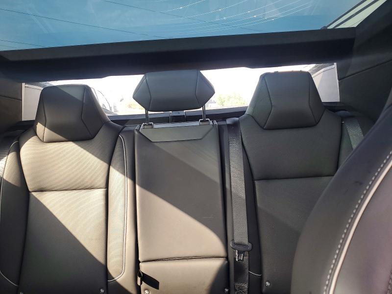 Photo 10 from auction – 2024 TESLA CYBERTRUCK with VIN 7G2CEHED5RA024179
