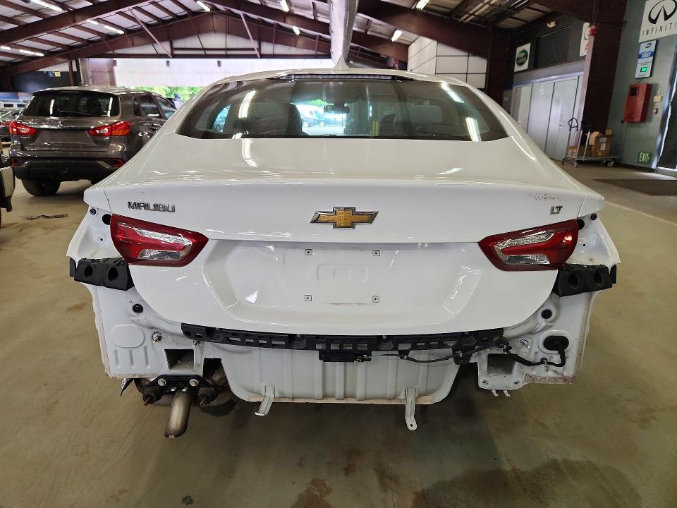 Photo 6 from auction – 2022 CHEVROLET MALIBU with VIN 1G1ZD5ST1NF112559