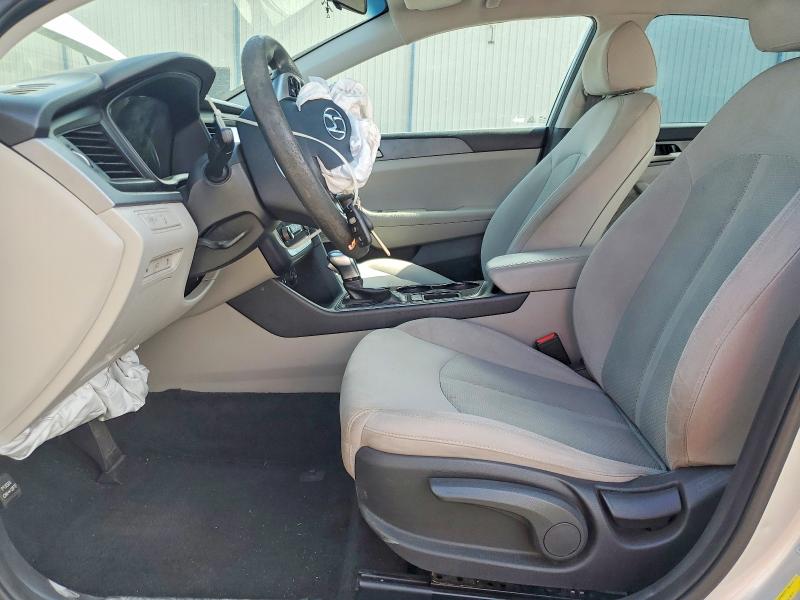 Photo 7 from auction – 2019 HYUNDAI SONATA with VIN 5NPE24AF0KH760929