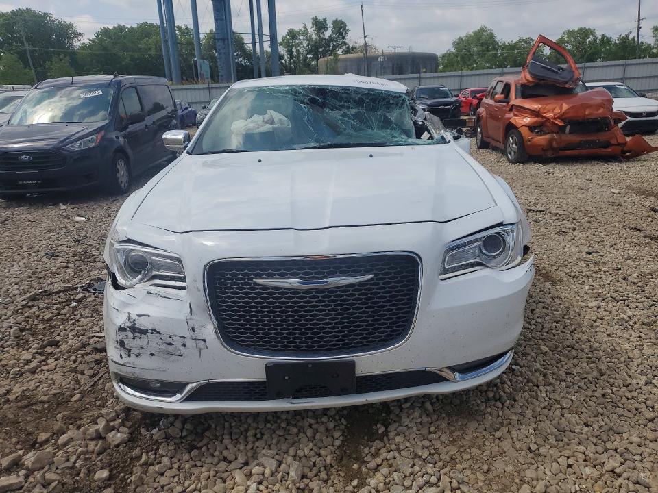 Photo 5 from auction – 2018 CHRYSLER 300 with VIN 2C3CCAEG9JH193668