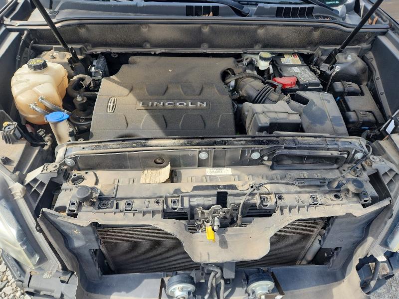 Photo 11 from auction – 2016 LINCOLN MKX with VIN 2LMTJ8KR3GBL25500