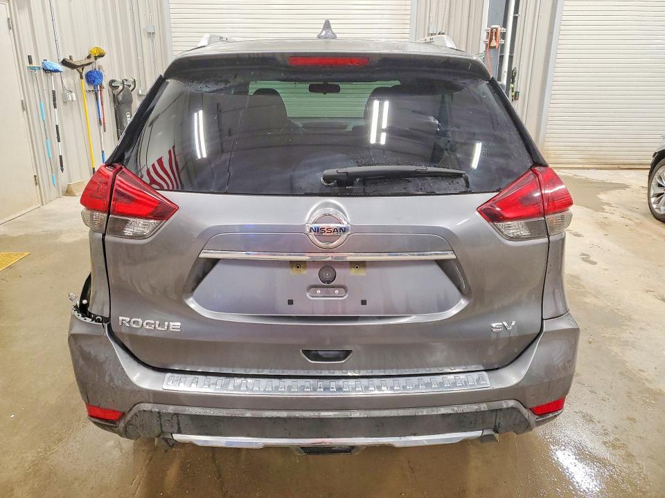 Photo 6 from auction – 2018 NISSAN ROGUE with VIN KNMAT2MT4JP596220