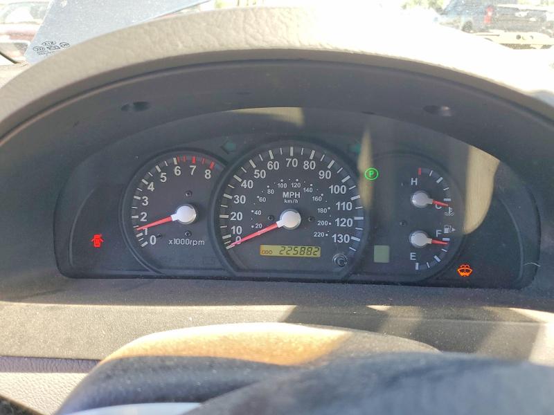 Photo 9 from auction – 2005 KIA SORENTO with VIN KNDJC733355410912