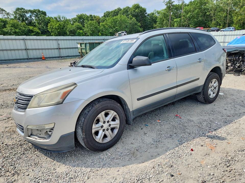CHEVROLET TRAVERSE 2015 with VIN 1GNKRFED5FJ131156 - Photo from auction