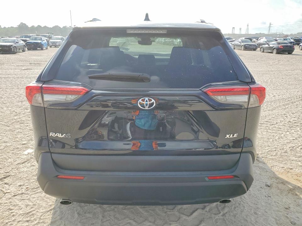 Photo 6 from auction – 2025 TOYOTA RAV4 with VIN 2T3W1RFV2SC345691