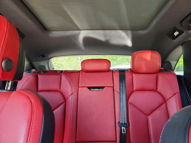 Photo 10 from auction – 2023 PORSCHE MACAN with VIN WP1AA2A5XPLB14537