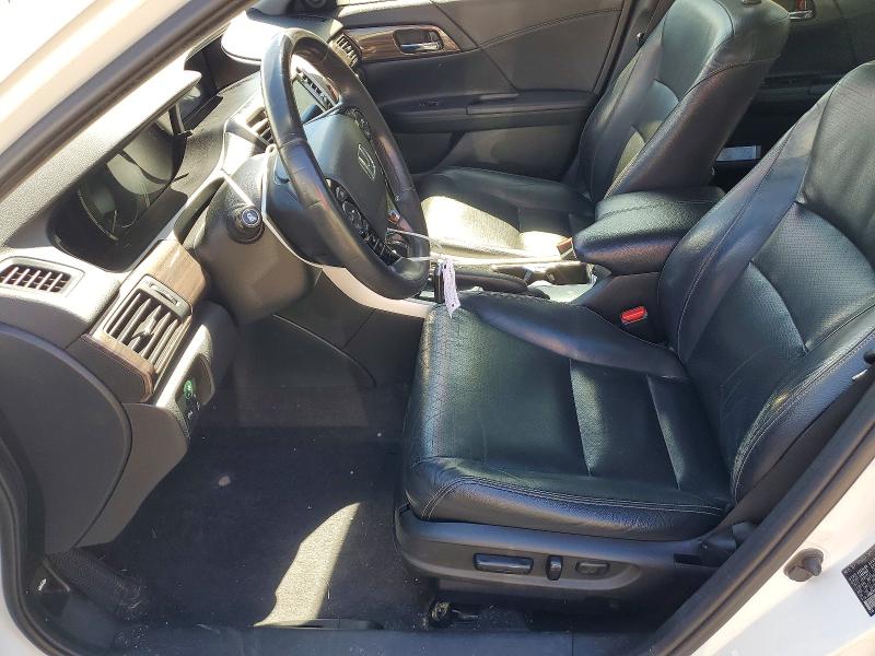 Photo 7 from auction – 2017 HONDA ACCORD with VIN JHMCR6F76HC004427