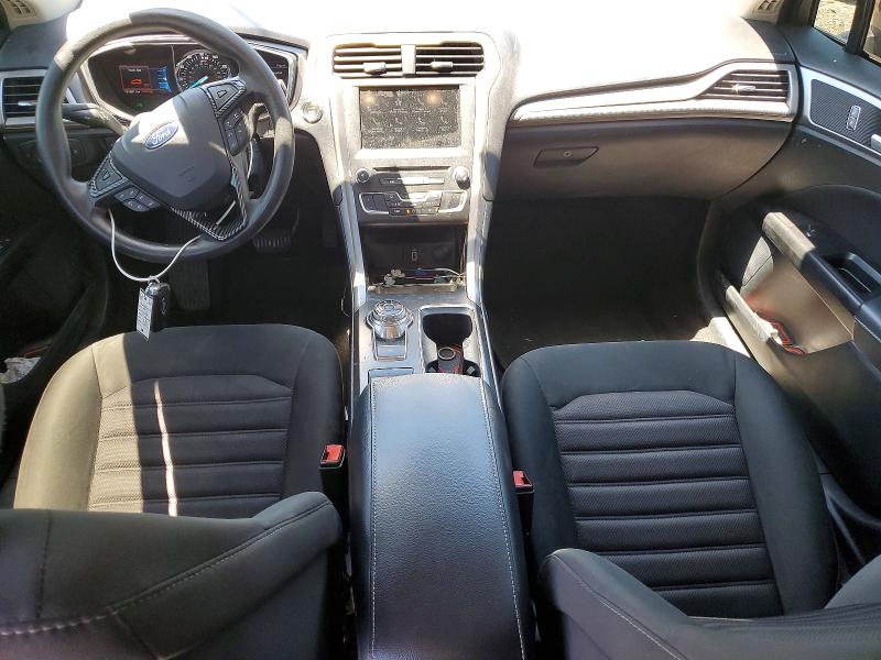Photo 8 from auction – 2017 FORD FUSION with VIN 3FA6P0H74HR415492
