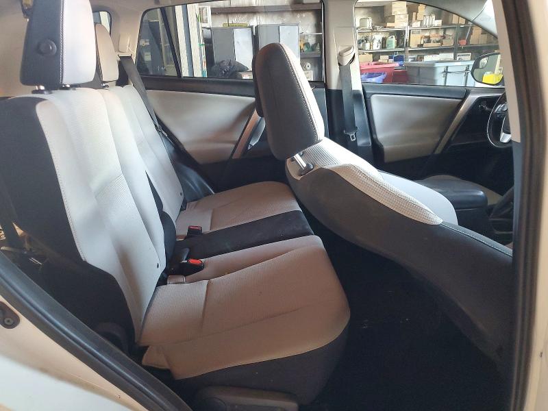 Photo 10 from auction – 2018 TOYOTA RAV4 with VIN JTMWFREV9JJ742930