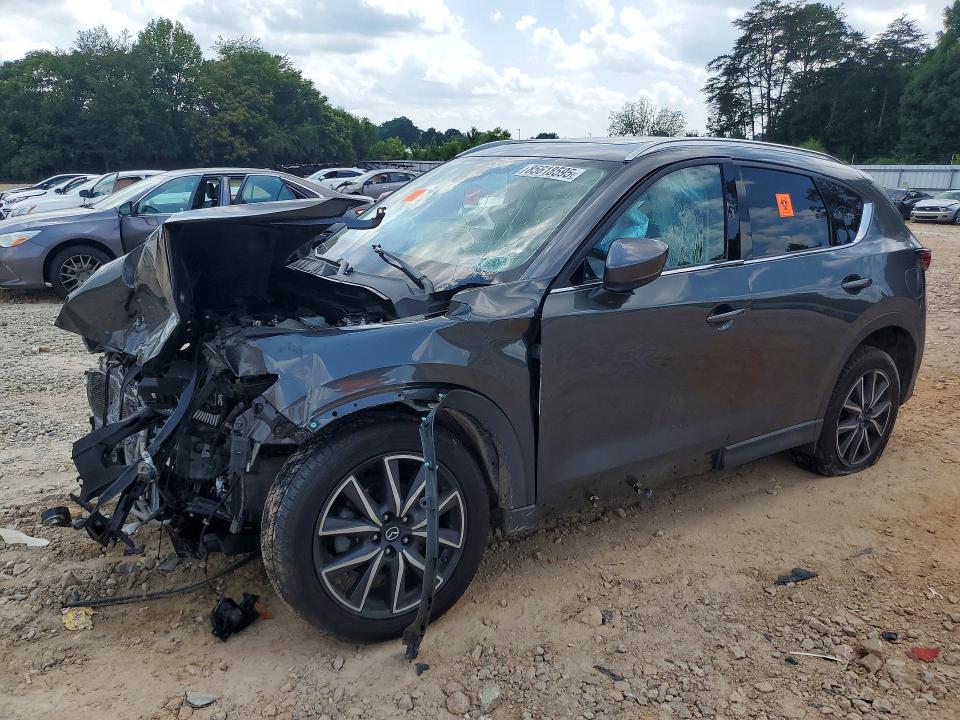 MAZDA CX5 2018 with VIN JM3KFBDM5J1413227 - Photo from auction
