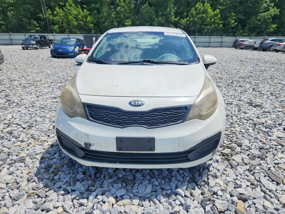 Photo 5 from auction – 2015 KIA RIO with VIN KNADM4A35F6441972
