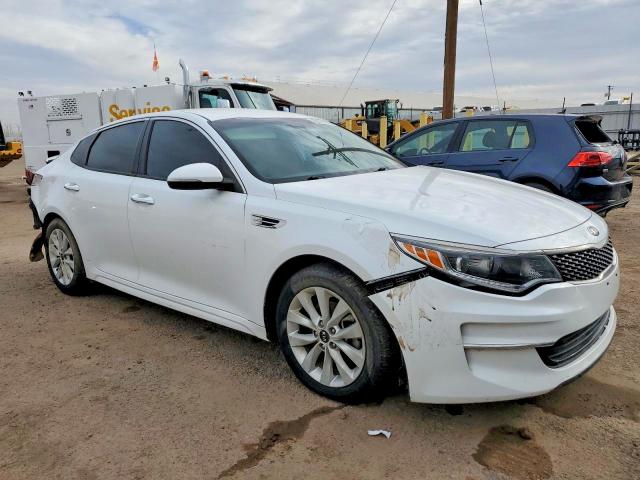 Photo 4 from auction – 2018 KIA OPTIMA with VIN 5XXGU4L30JG216656