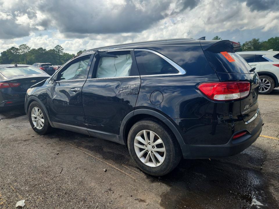 Photo 2 from auction – 2017 KIA SORENTO with VIN 5XYPG4A30HG301979