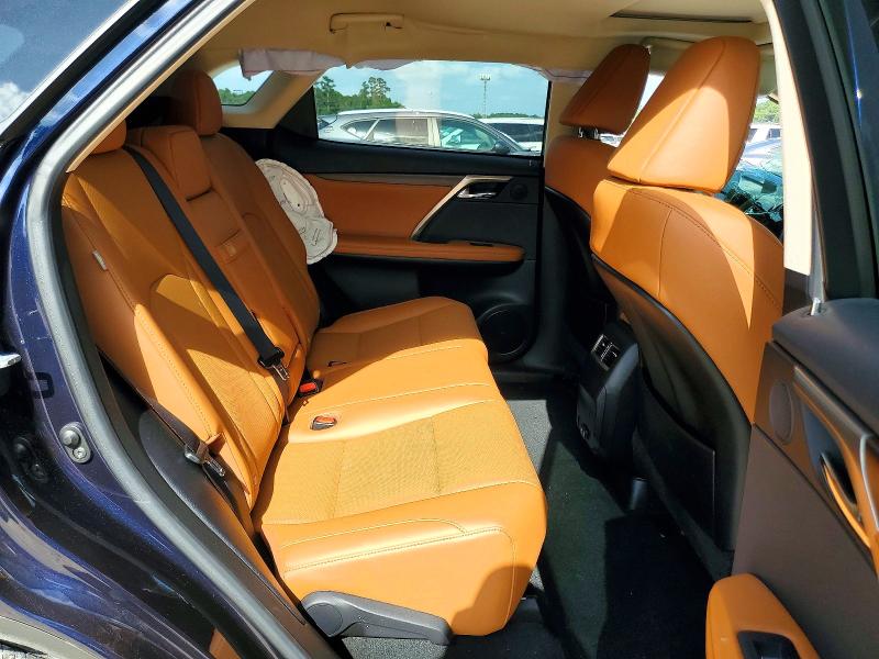 Photo 11 from auction – 2022 LEXUS RX with VIN 2T2HZMAA7NC246852