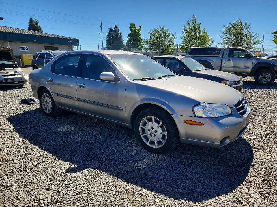 Photo 4 from auction – 2001 NISSAN MAXIMA with VIN JN1CA31D61T631996