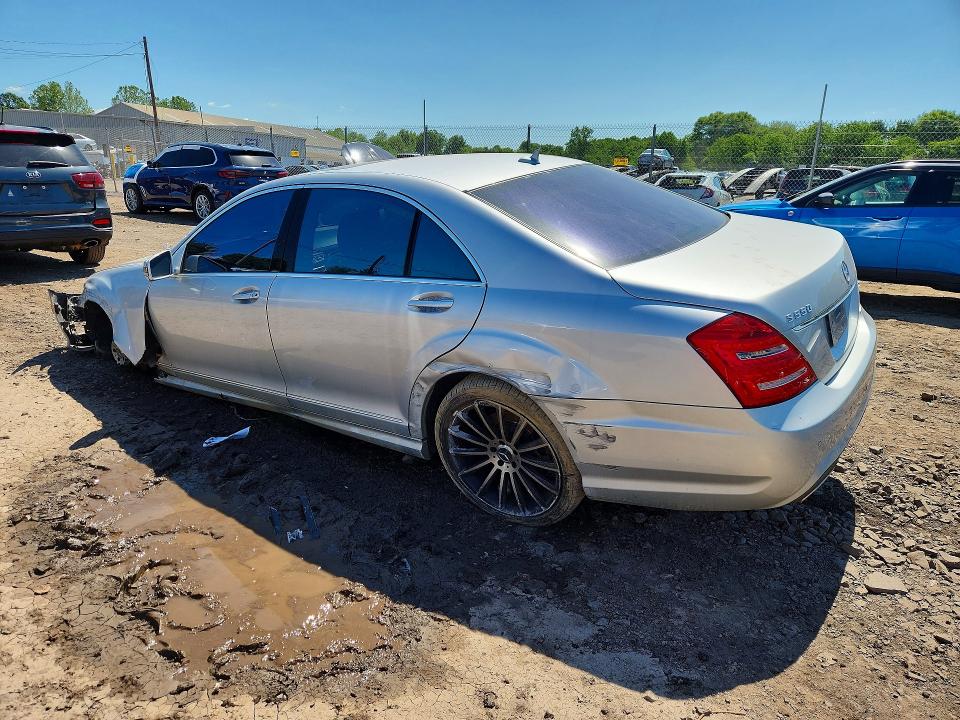 Photo 2 from auction – 2011 MERCEDES-BENZ S with VIN WDDNG7BB9BA368916