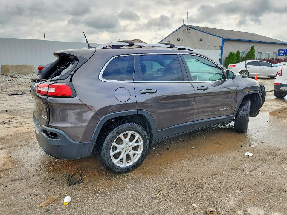 Zdjęcie 3 z aukcji – 2018 JEEP CHEROKEE z VIN 1C4PJLLX9JD556646