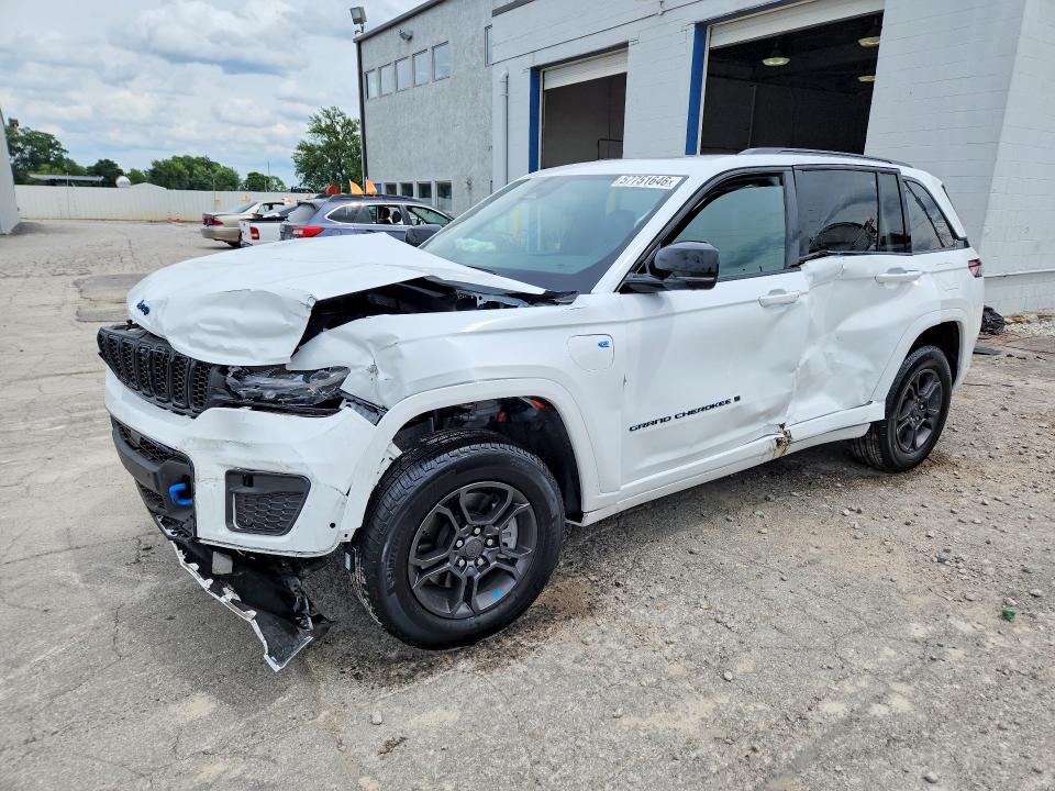 JEEP GRAND CHEROKEE 2025 с VIN 1C4RJYB64S8690635 - Снимка от търг