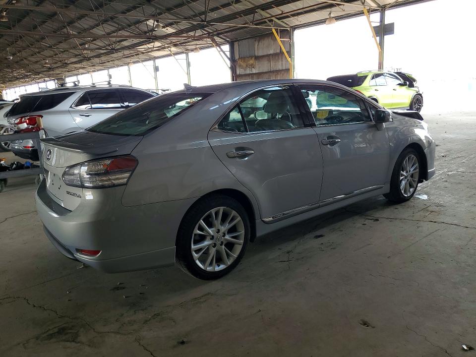 Photo 3 from auction – 2010 LEXUS HS with VIN JTHBB1BA8A2002677