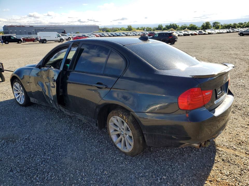 Photo 2 from auction – 2011 BMW 328 with VIN WBAPK5C5XBA661249