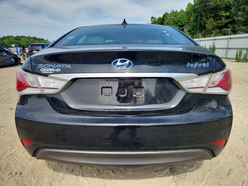 Photo 6 from auction – 2012 HYUNDAI SONATA with VIN KMHEC4A4XCA043857