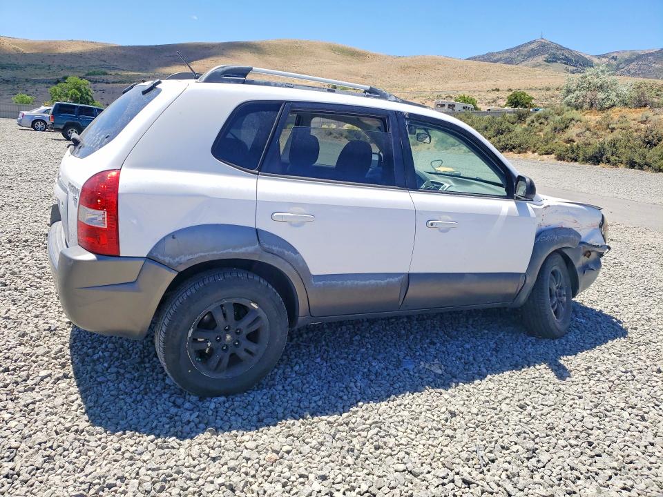 Photo 3 from auction – 2008 HYUNDAI TUCSON with VIN KM8JN72D18U799222