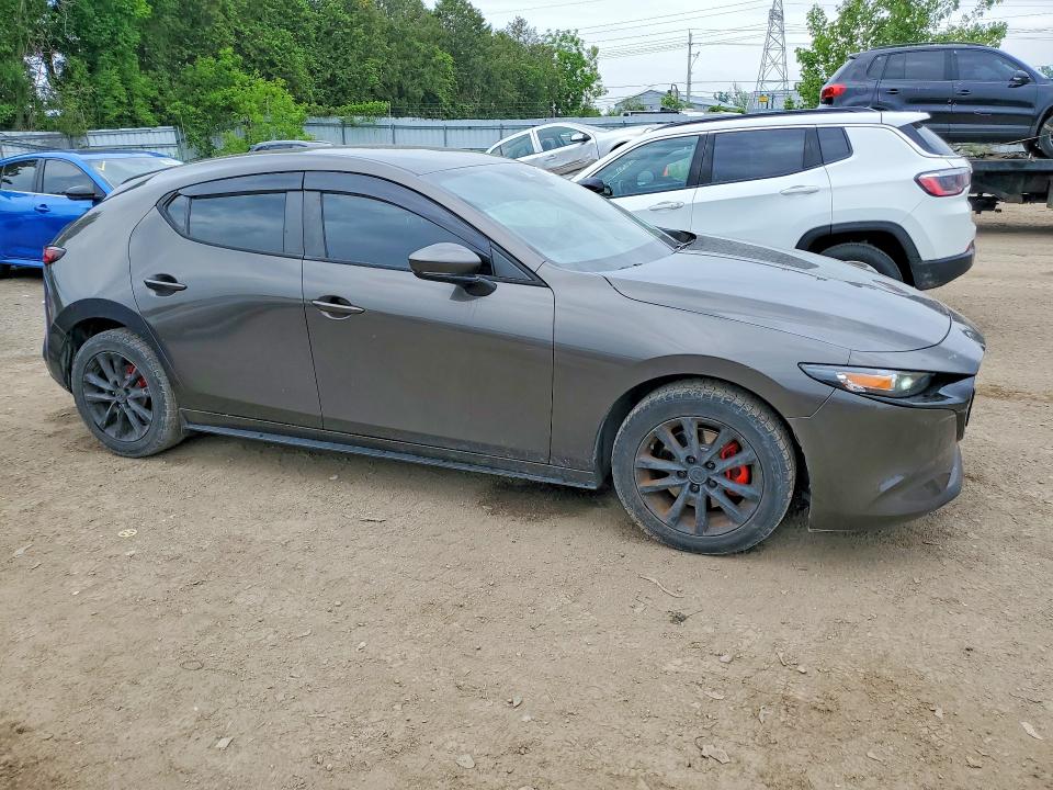Снимка 4 от търг – 2020 MAZDA 3 с VIN JM1BPBLM7L1168778