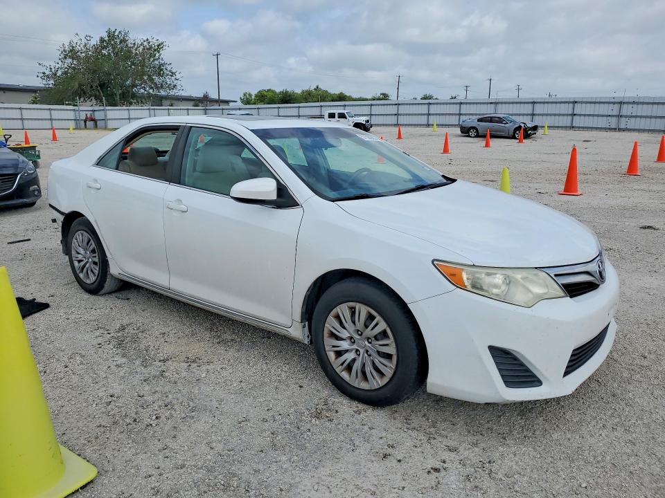 Photo 4 from auction – 2013 TOYOTA CAMRY with VIN 4T1BF1FK9DU216199