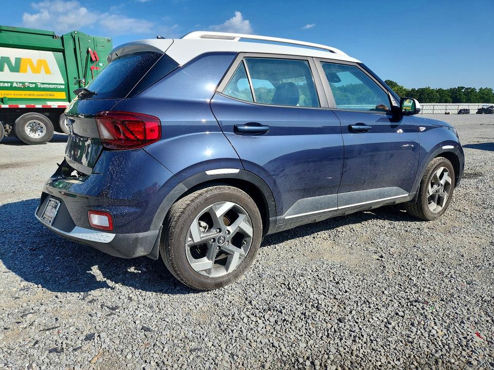 Photo 3 from auction – 2022 HYUNDAI VENUE with VIN KMHRC8A36NU171448