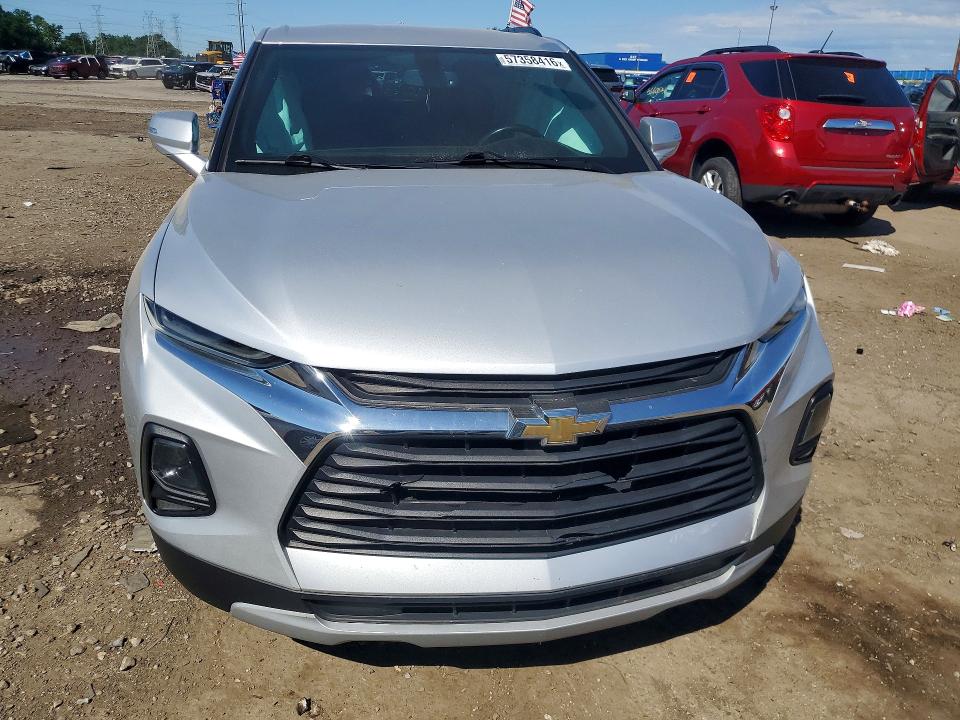 Photo 5 from auction – 2020 CHEVROLET BLAZER with VIN 3GNKBHRS8LS670387