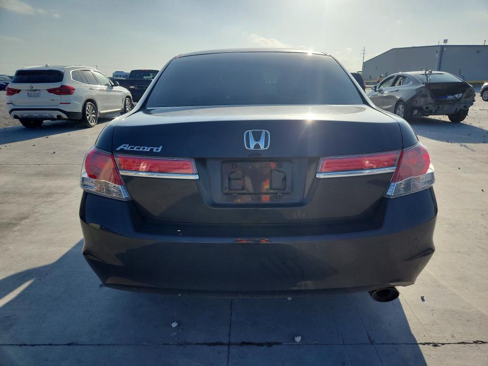 Photo 6 from auction – 2011 HONDA ACCORD with VIN 1HGCP2F71BA014819