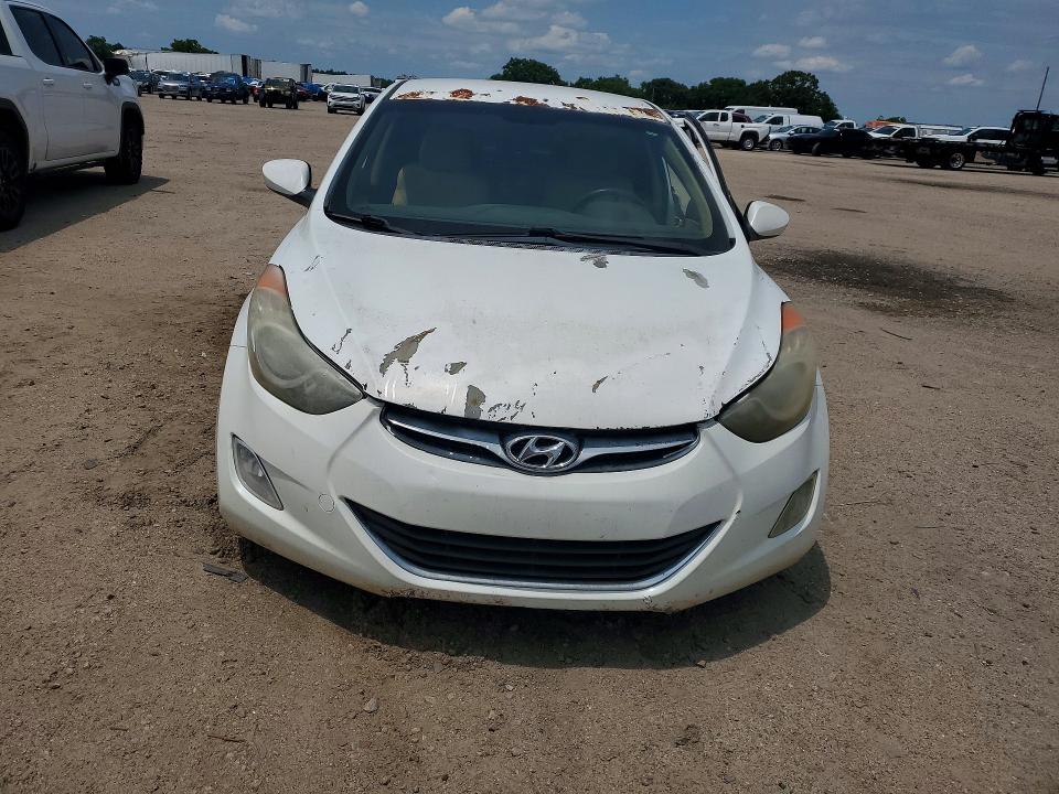 Photo 5 from auction – 2012 HYUNDAI ELANTRA with VIN 5NPDH4AE7CH111180