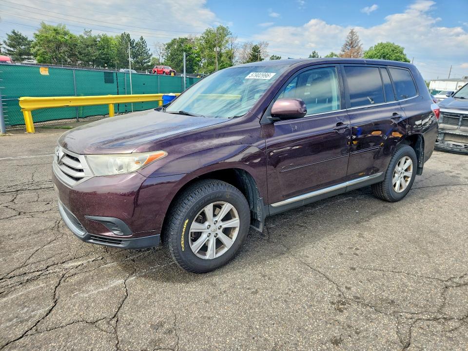 TOYOTA HIGHLANDER 2013 with VIN 5TDZA3EH7DS040695 - Photo from auction