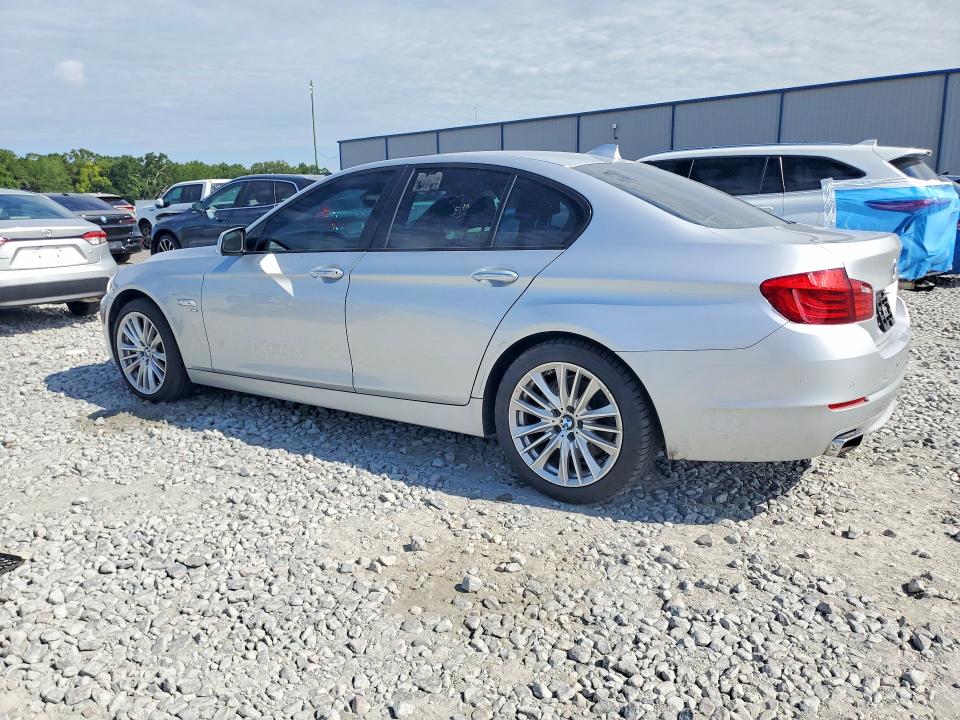Photo 2 from auction – 2012 BMW 550 with VIN WBAFU9C59CC786987