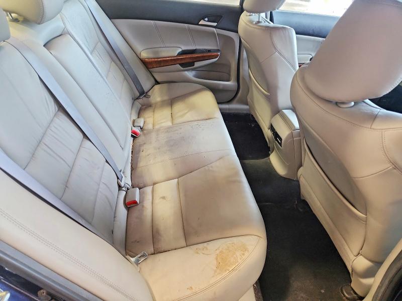 Снимка 10 от търг – 2011 HONDA ACCORD с VIN 1HGCP3F84BA028406